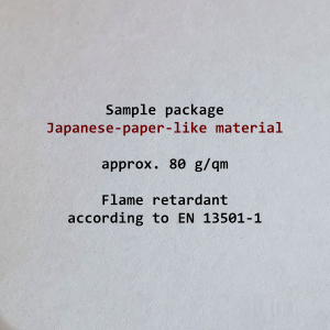Image de produit en détail d'un matériau ignifuge semblable au papier japonais. Matériau blanc, texturé et translucide, disponible dans la boutique en ligne de König Konzept.
